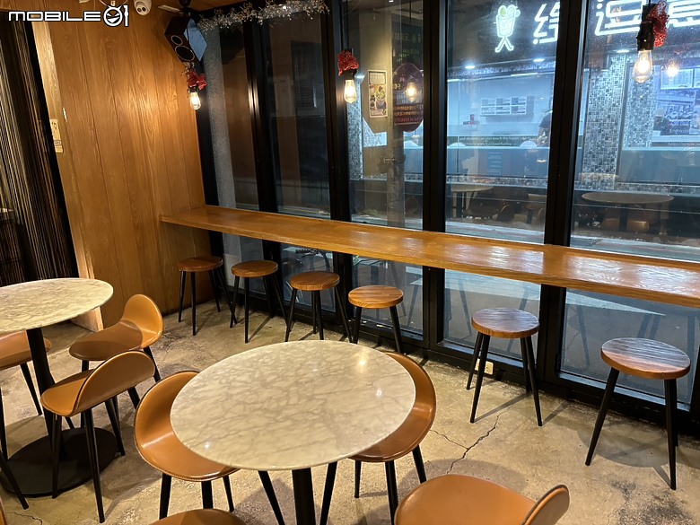 點我看大圖 焼肉の名門 赤虎全分店開箱:同樣的品質,不同的用餐氛圍