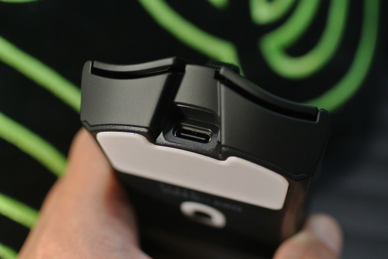 Razer Viper V3 Pro - 毒蝰V3 - 輕量之最的重磅王者