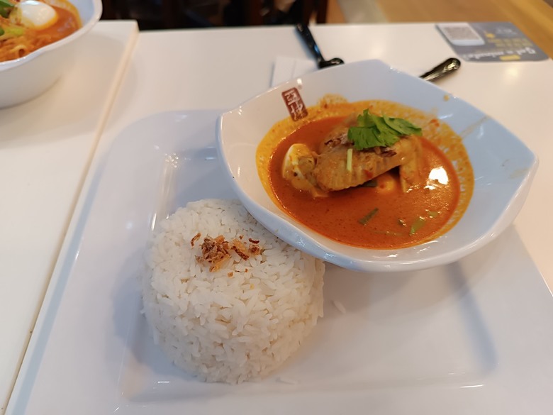 吉隆坡國際機場之轉機(KLIA2入境、KLIA1出境)及適合小睡休息地點全紀錄 — 赤道三國文化休閒行旅 之 馬來西亞篇 吉隆坡國際機場 (Kuala Lumpur International Airport)