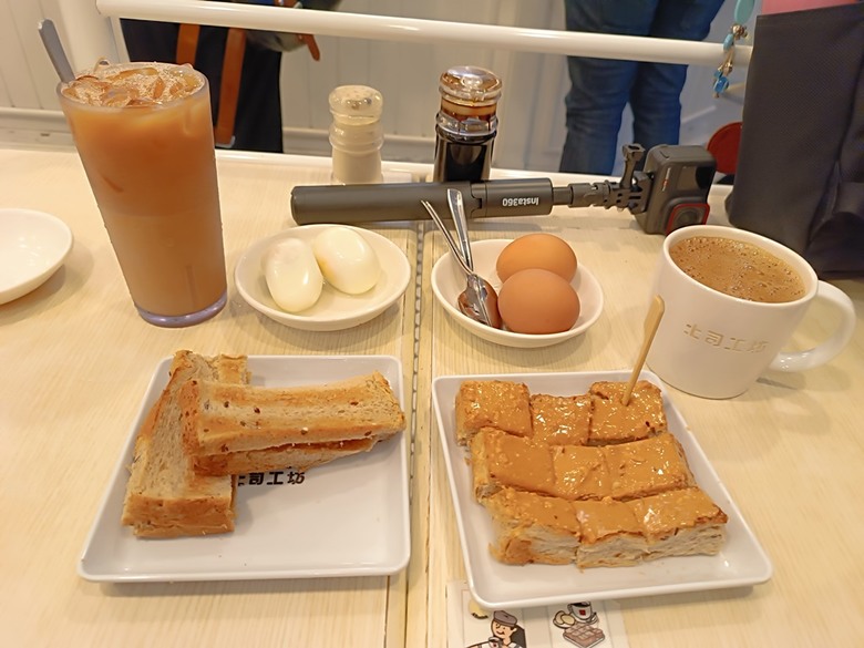 新加坡國家博物院(National Museum of Singapore)、土生華人博物館(Peranakan Museum)、善牧主教座堂(Cathedral of the Good Shepherd)、讚美廣場(CHIJMES Hall),還有地鐵勞明達站附近的土司工坊 — 赤道三國文化休閒行旅 之 新加坡篇 第六回 博物館規劃區(Museum Planning Area)