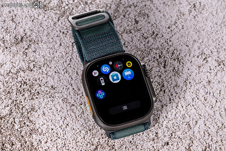 Apple Watch Series 10 / Ultra 2鈦黑體驗|更大的螢幕、更帥的外型!