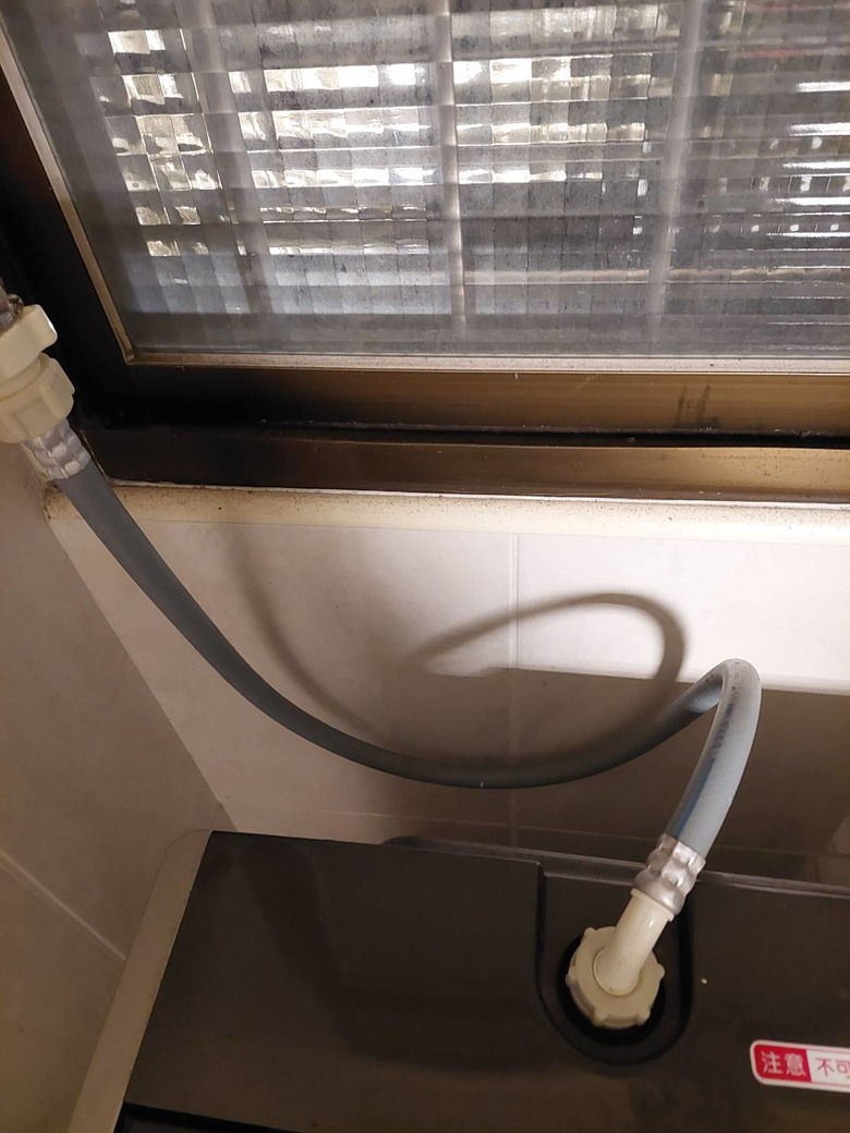 洗衣機 連接洗衣機接口的止水橡皮圈耐用度 若每周都洗衣服，大約可用多久 就需換新止水橡皮圈?