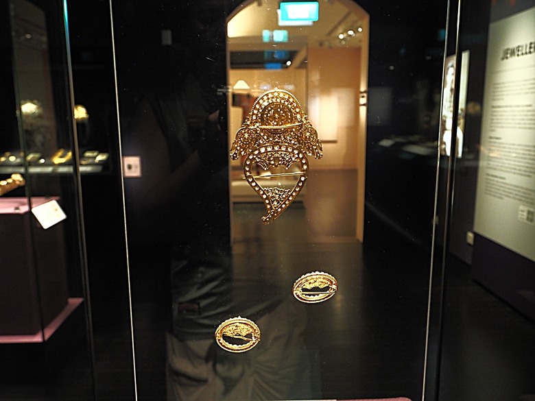 新加坡國家博物院(National Museum of Singapore)、土生華人博物館(Peranakan Museum)、善牧主教座堂(Cathedral of the Good Shepherd)、讚美廣場(CHIJMES Hall)，還有地鐵勞明達站附近的土司工坊 — 赤道三國文化休閒行旅 之 新加坡篇 第六回 博物館規劃區(Museum Planning Area)