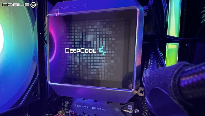 點我看大圖 內建陀螺儀 DEEPCOOL 九州風神 MYSTIQUE 360 ARGB