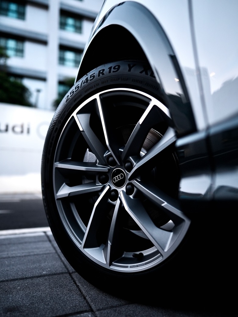 Q3 Sportback 35 TFSI S line 金屬冰川白