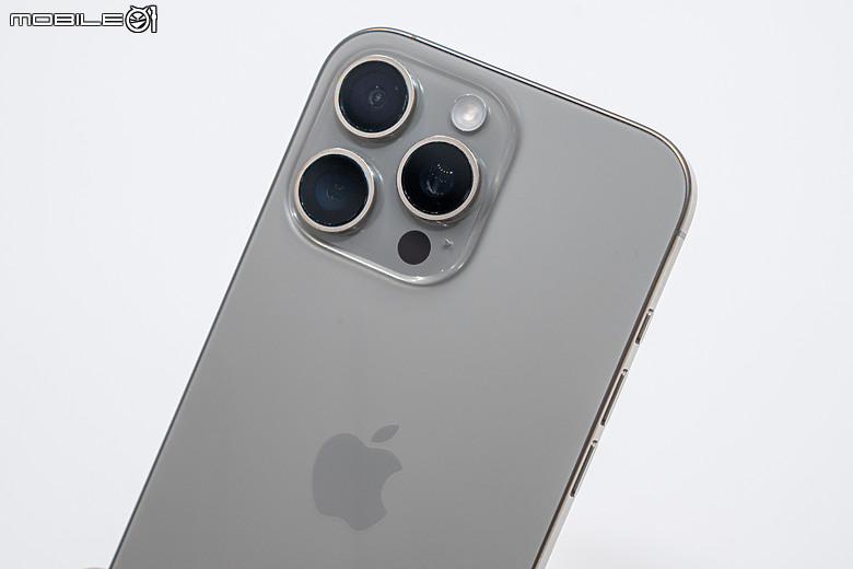 直擊蘋果iPhone 16 Pro全系列|強大螢幕與效能、相機鍵拍攝更簡單!