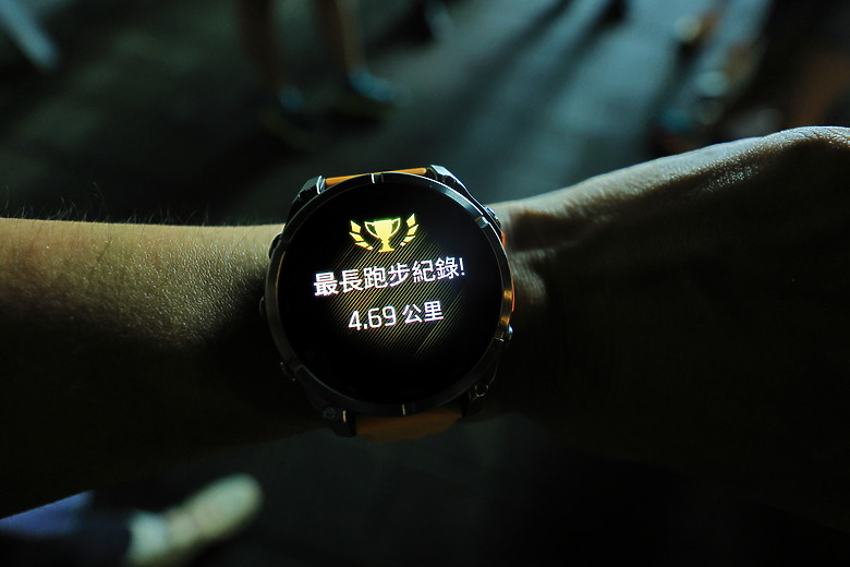 點我看大圖 (映像分享) 輕鬆好動無極限in老地方觀機平台 feat. Garmin FĒNIX 8 AMOLED