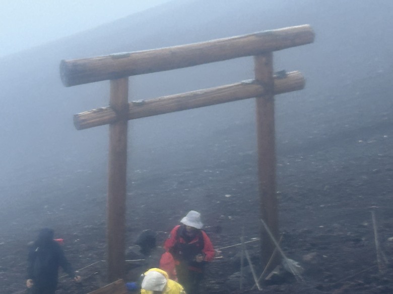 挑戰「珊珊」來遲的富士山登頂全紀錄( 下集 )