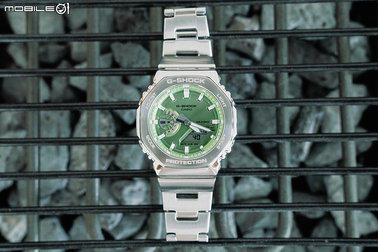 G-SHOCK G-STEEL GM-2110D 體驗報告｜強化金屬光澤、色彩更繽紛！