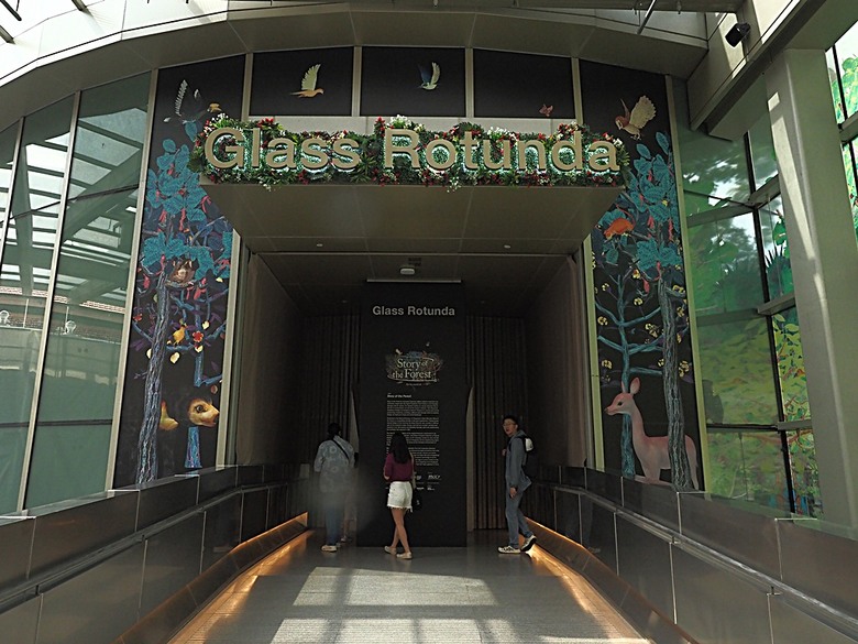 新加坡國家博物院(National Museum of Singapore)、土生華人博物館(Peranakan Museum)、善牧主教座堂(Cathedral of the Good Shepherd)、讚美廣場(CHIJMES Hall),還有地鐵勞明達站附近的土司工坊 — 赤道三國文化休閒行旅 之 新加坡篇 第六回 博物館規劃區(Museum Planning Area)