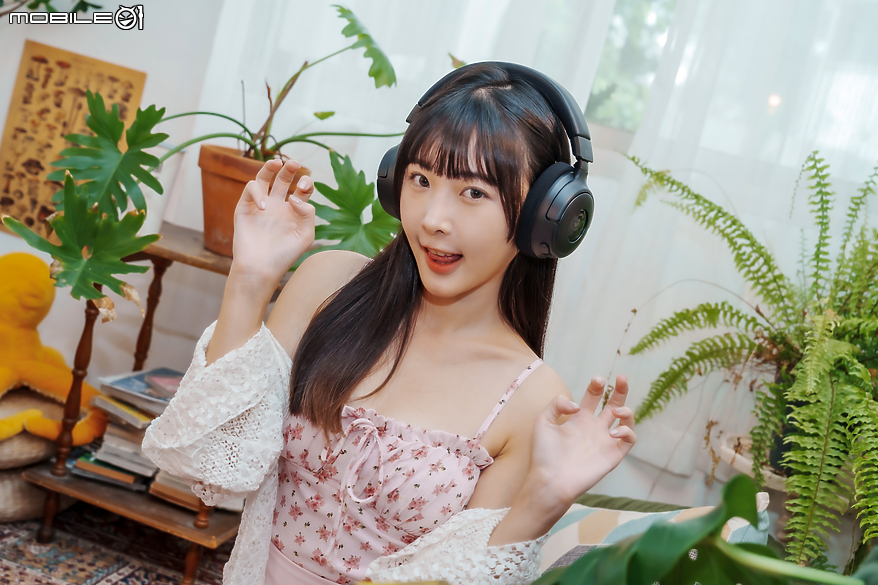Razer Kraken V4 & Wolverine V3 Pro 體驗報告｜炫彩無”線“的絕佳遊戲組合