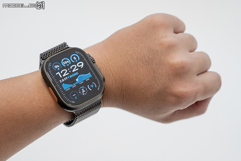 Apple Watch Series 10 / Ultra 2鈦黑體驗|更大的螢幕、更帥的外型!