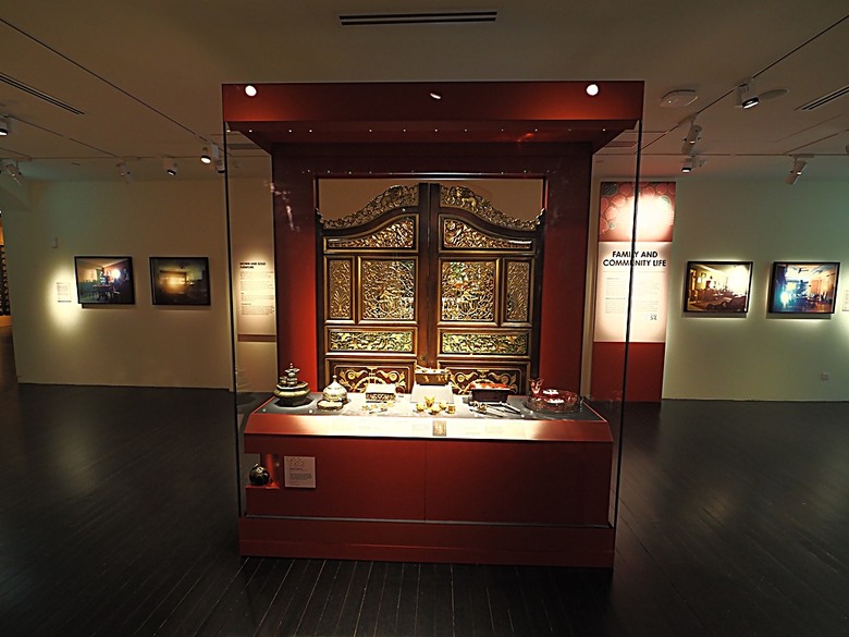 新加坡國家博物院(National Museum of Singapore)、土生華人博物館(Peranakan Museum)、善牧主教座堂(Cathedral of the Good Shepherd)、讚美廣場(CHIJMES Hall)，還有地鐵勞明達站附近的土司工坊 — 赤道三國文化休閒行旅 之 新加坡篇 第六回 博物館規劃區(Museum Planning Area)