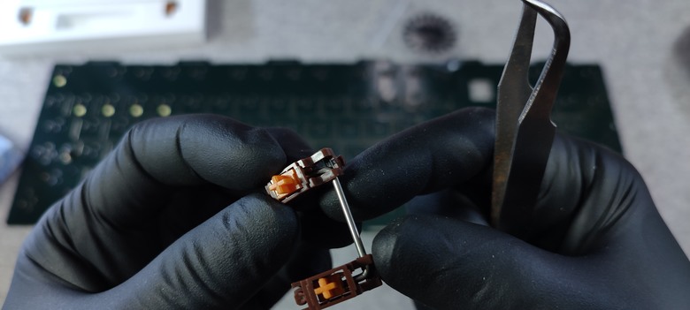 來自花火的歡愉~Qwertykeys QK100 全鋁合金客製化機械鍵盤套件 組裝紀錄一