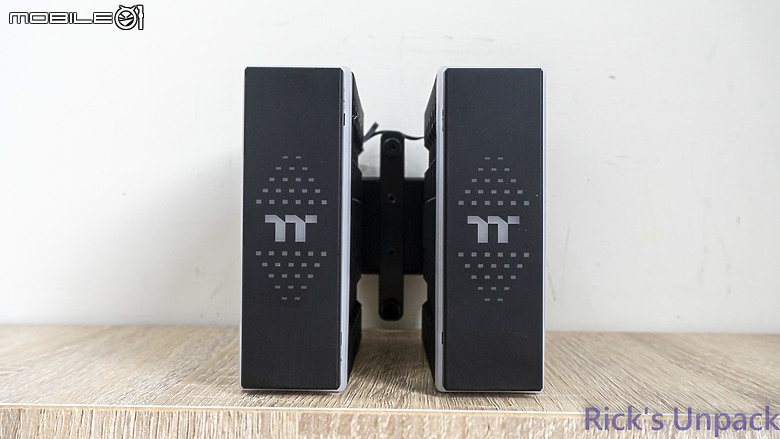 點我看大圖 【開箱】黑化塔散與RGB的結合 | Thermaltake ASTRIA 600 ARGB