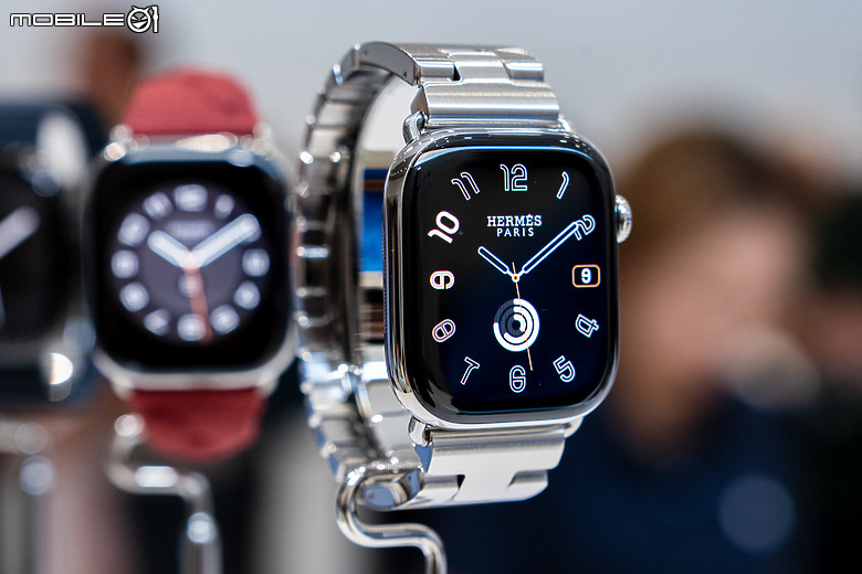 蘋果發表會周邊直擊|不僅新色、Apple Watch 10大螢、AirPods 4也來主動式抗噪!