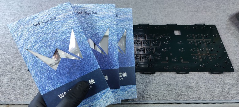 來自花火的歡愉~Qwertykeys QK100 全鋁合金客製化機械鍵盤套件 組裝紀錄一