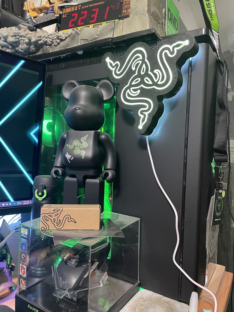 點我看大圖 為了 Razer Chroma 能付出多少的愛 - Razer Chroma ARGB 控制器與自製 Chroma 信仰裝飾燈