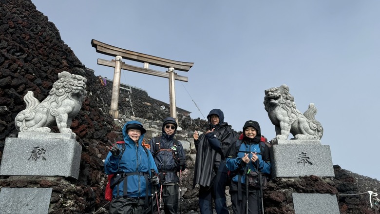 挑戰「珊珊」來遲的富士山登頂全紀錄( 下集 )