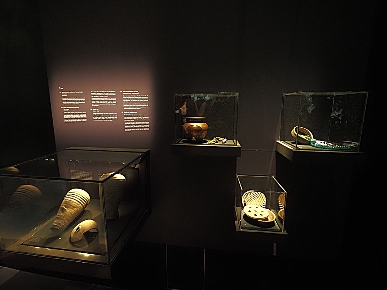 新加坡國家博物院(National Museum of Singapore)、土生華人博物館(Peranakan Museum)、善牧主教座堂(Cathedral of the Good Shepherd)、讚美廣場(CHIJMES Hall),還有地鐵勞明達站附近的土司工坊 — 赤道三國文化休閒行旅 之 新加坡篇 第六回 博物館規劃區(Museum Planning Area)