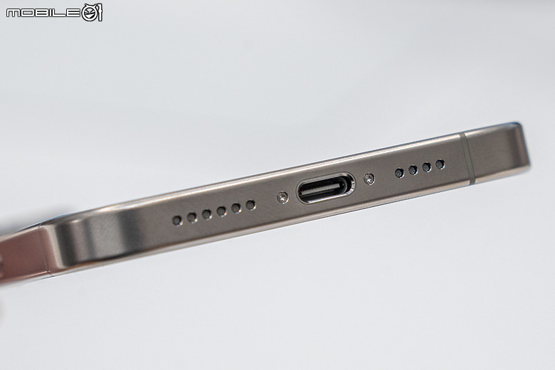 直擊蘋果iPhone 16 Pro全系列|強大螢幕與效能、相機鍵拍攝更簡單!