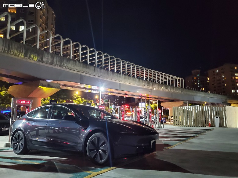 Tesla Summer Night Drive 夏夜漫遊試駕體驗