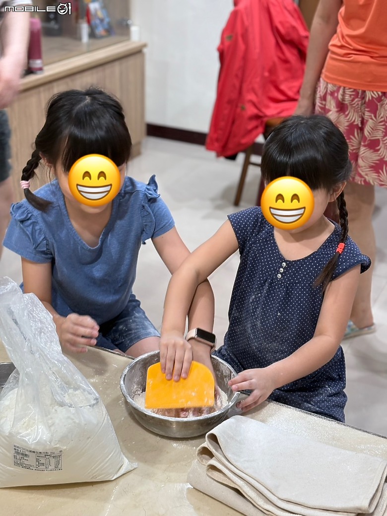 點我看大圖 健康自製軟歐包,享受美味與親子同樂時光