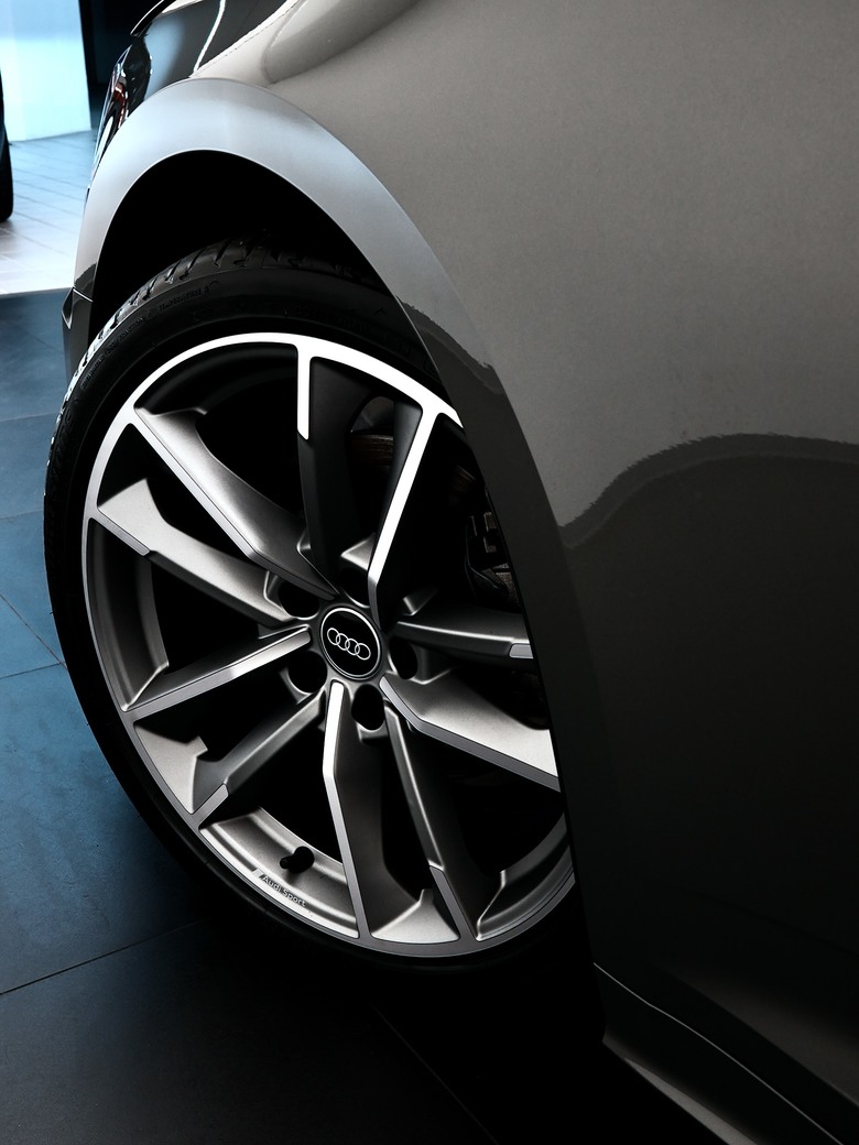 Audi A5 Sportback 40 TFSI S line｜金屬克洛諾斯灰 Chronos grey Z7｜交車照片分享
