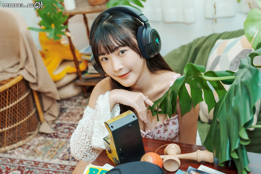 Razer Kraken V4 & Wolverine V3 Pro 體驗報告｜炫彩無”線“的絕佳遊戲組合