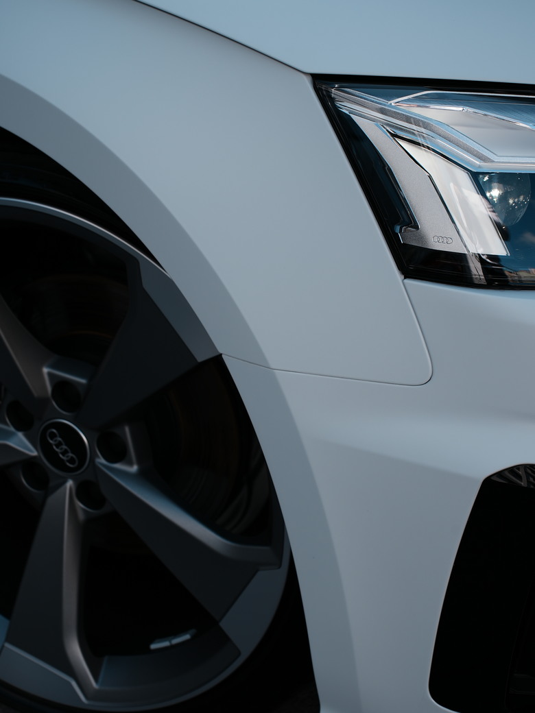 Audi A5 Sportback 40 TFSI S line 運動版｜金屬冰川白 Glacier White 2Y｜交車照片分享