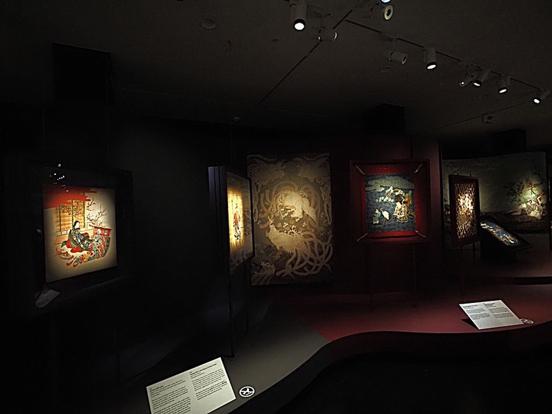 新加坡國家博物院(National Museum of Singapore)、土生華人博物館(Peranakan Museum)、善牧主教座堂(Cathedral of the Good Shepherd)、讚美廣場(CHIJMES Hall)，還有地鐵勞明達站附近的土司工坊 — 赤道三國文化休閒行旅 之 新加坡篇 第六回 博物館規劃區(Museum Planning Area)
