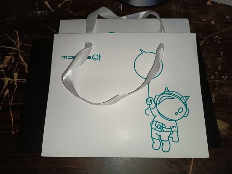 2024年 Mobile01 20週年紀念 x 王鵬傑 中秋禮盒開箱