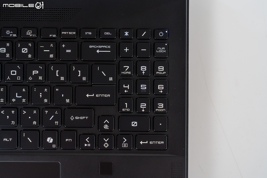 MSI Stealth A16 AI+ 測試報告｜預約 AI 新世代的薄型多工筆電