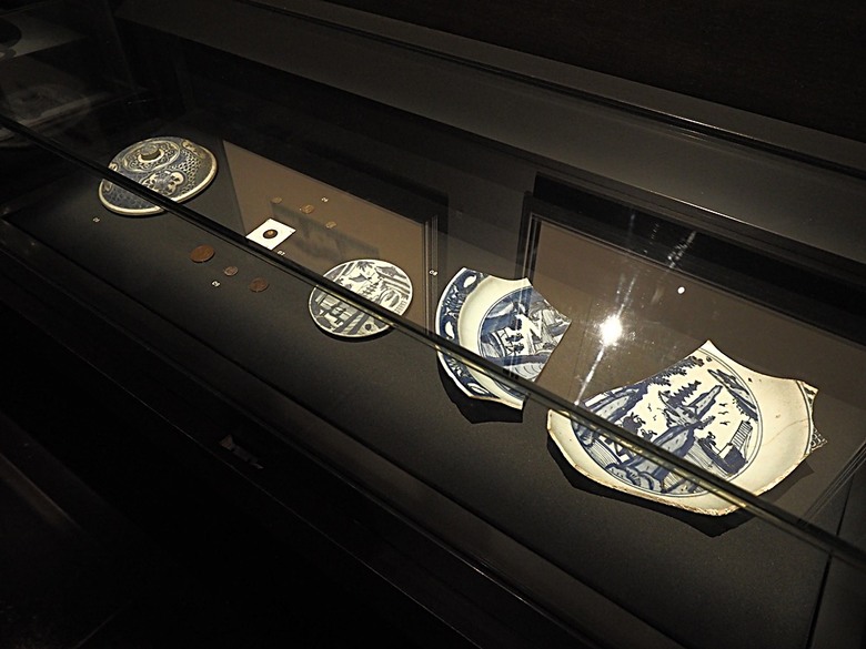 新加坡國家博物院(National Museum of Singapore)、土生華人博物館(Peranakan Museum)、善牧主教座堂(Cathedral of the Good Shepherd)、讚美廣場(CHIJMES Hall)，還有地鐵勞明達站附近的土司工坊 — 赤道三國文化休閒行旅 之 新加坡篇 第六回 博物館規劃區(Museum Planning Area)