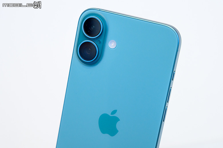 直擊蘋果iPhone 16 Pro全系列|強大螢幕與效能、相機鍵拍攝更簡單!