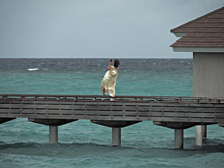 入住The Standard Maldives、碼頭邊珊瑚礁浮潛、出海賞海豚、環礁潟湖體驗 — 赤道三國文化休閒行旅 之 馬爾地夫篇 第一回 潟湖泳池水上屋(Lagoon Overwater Pool Villa)