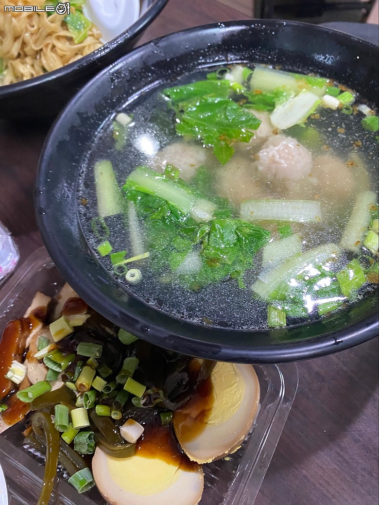 點我看大圖 【基隆旅遊 】 基隆和平島美食攻略 ,鎖管大餐,石花凍,島上有冰,老船長海鮮