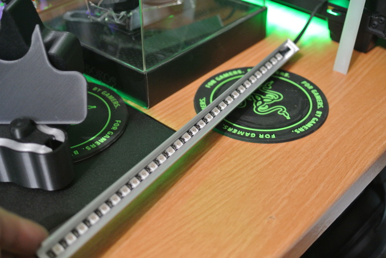 點我看大圖 為了 Razer Chroma 能付出多少的愛 - Razer Chroma ARGB 控制器與自製 Chroma 信仰裝飾燈