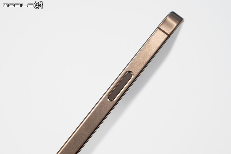 直擊蘋果iPhone 16 Pro全系列|強大螢幕與效能、相機鍵拍攝更簡單!