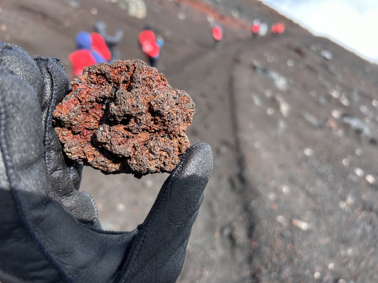 挑戰「珊珊」來遲的富士山登頂全紀錄( 下集 )