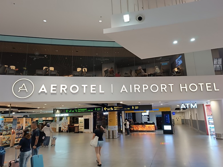 吉隆坡國際機場之轉機(KLIA2入境、KLIA1出境)及適合小睡休息地點全紀錄 — 赤道三國文化休閒行旅 之 馬來西亞篇 吉隆坡國際機場 (Kuala Lumpur International Airport)