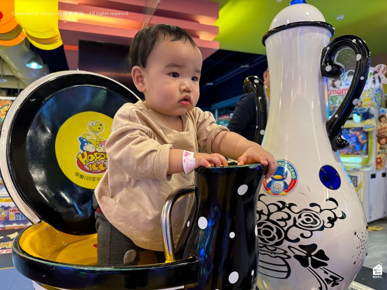 HappyBaBy 快樂寶貝親子樂園（夢時代店）＿拿兒童卡生日禮帶小糰來玩一次