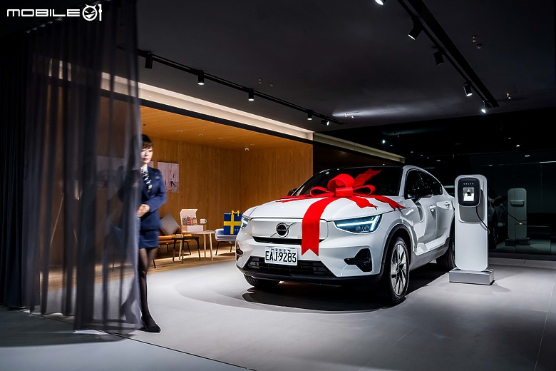 【國內新訊】Volvo 濱江展示暨服務中心開幕,享受北歐悠閒時光搭配機場跑道絕佳景觀!