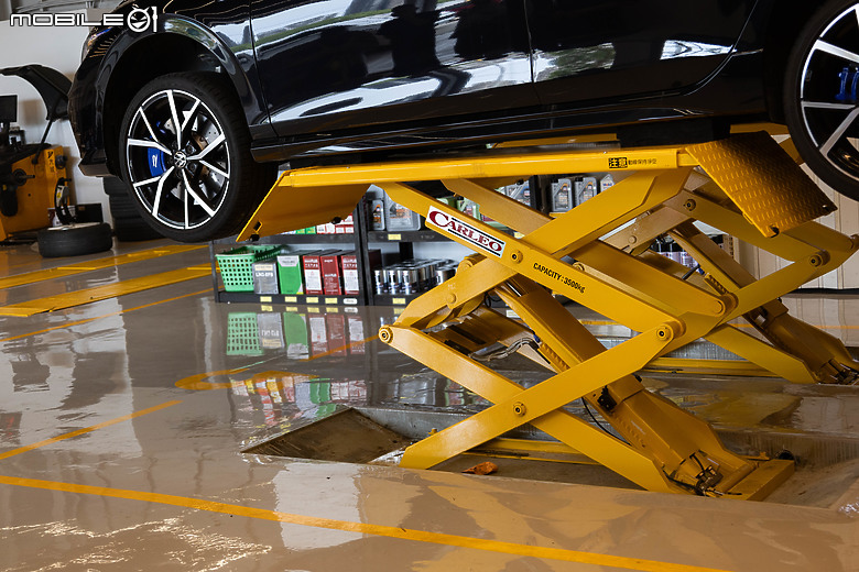 Continental MC7 全面測試|水準之上的抓地表現、優質舒適的換胎體驗!