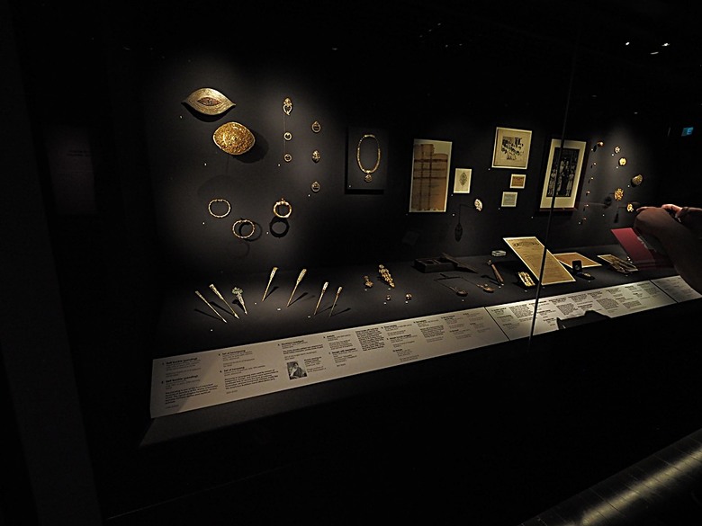 新加坡國家博物院(National Museum of Singapore)、土生華人博物館(Peranakan Museum)、善牧主教座堂(Cathedral of the Good Shepherd)、讚美廣場(CHIJMES Hall)，還有地鐵勞明達站附近的土司工坊 — 赤道三國文化休閒行旅 之 新加坡篇 第六回 博物館規劃區(Museum Planning Area)
