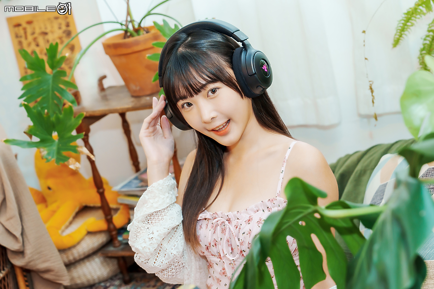 Razer Kraken V4 & Wolverine V3 Pro 體驗報告｜炫彩無”線“的絕佳遊戲組合