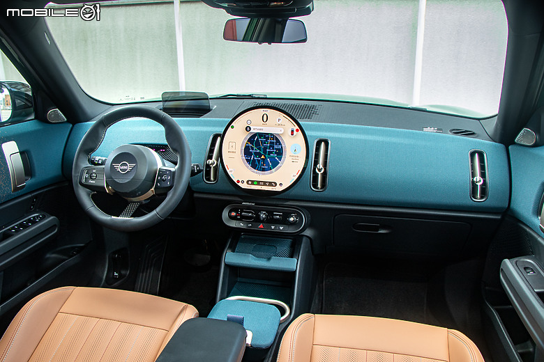 MINI Countryman SE All4 試駕|帶電個性更親民,不是粉絲也動心!