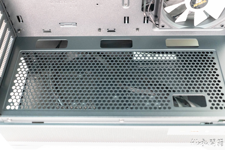 [開箱] 來自安鈦克的CP之選 ANTEC CX700 ARGB