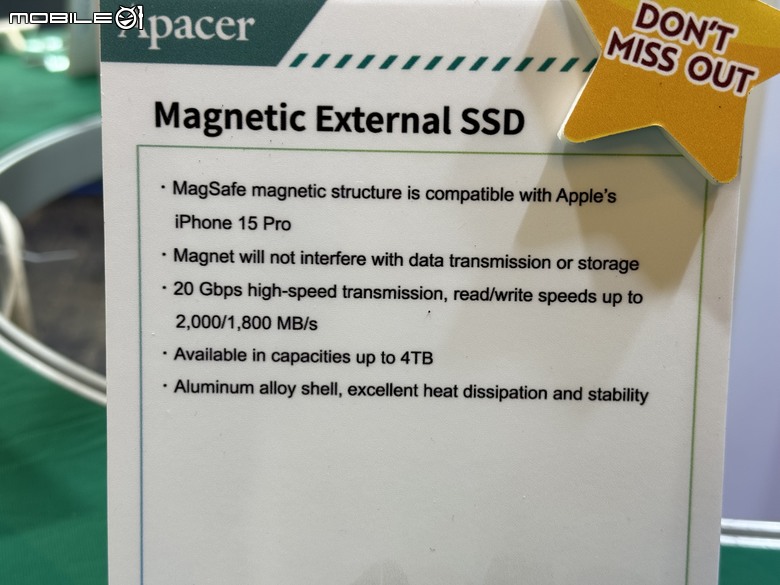 Apacer AS725 Magnetic Portable SSD 開箱實測 以迷你合手觸感隨身擴充 iPhone 容量