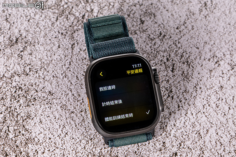 Apple Watch Series 10 / Ultra 2鈦黑體驗|更大的螢幕、更帥的外型!